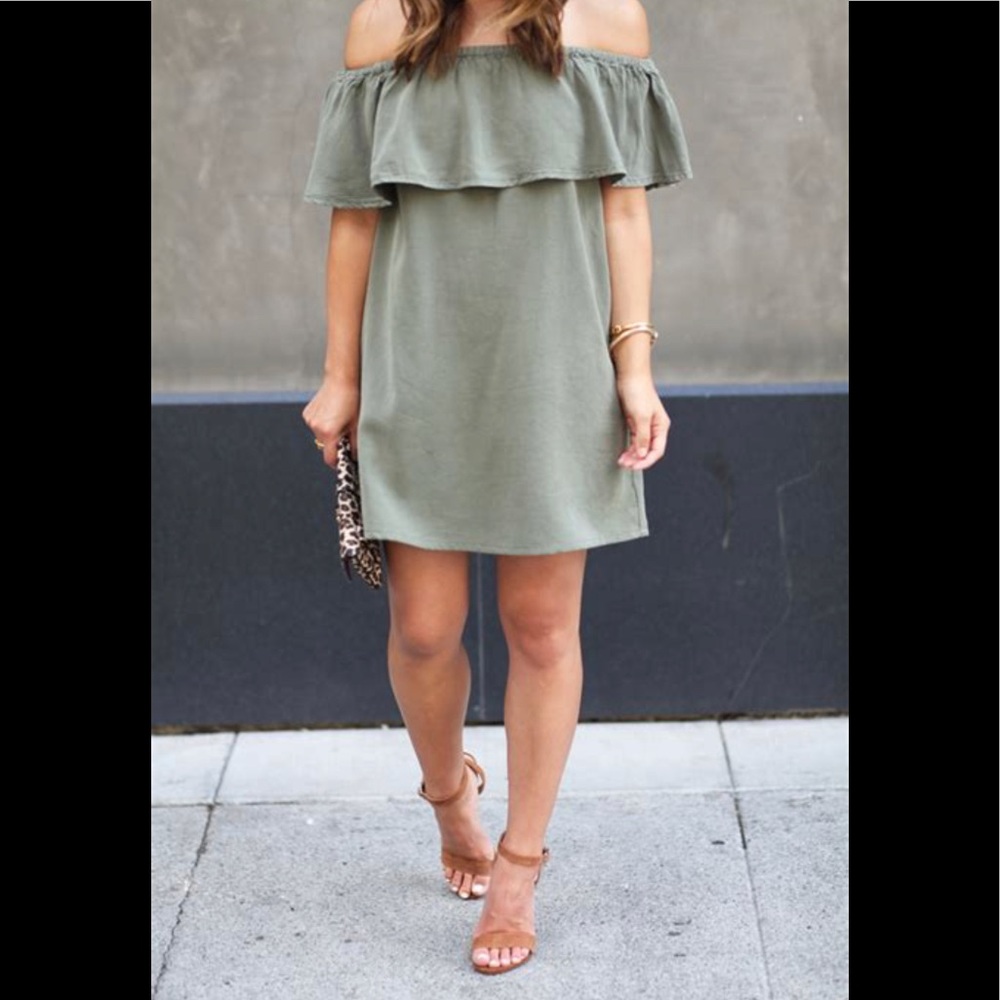 Topshop ruffled over the shoulder dress
